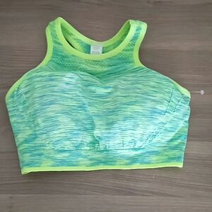 Tank top size girls large 🔥